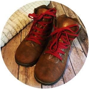 Mix No. 6 Red Lace-Up Boots